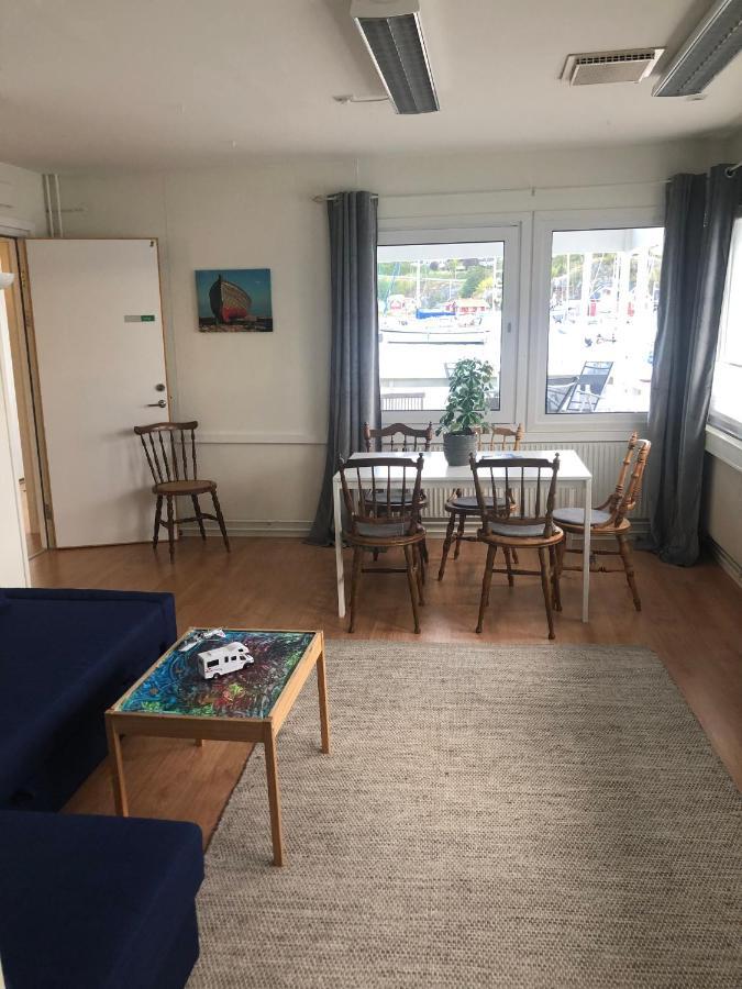Apartments In Henån 外观 照片